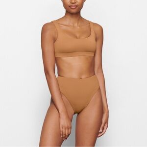 NWT SKIMS Signature Swim Tank Bikini Top Almond M